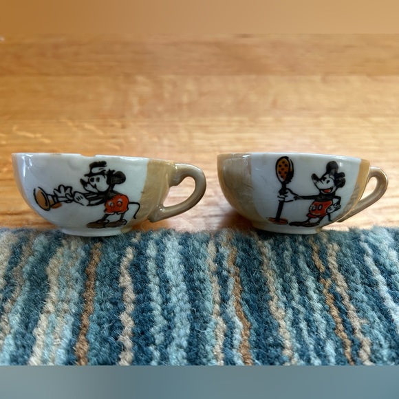 Vintage Micky Mouse Child’s Tea Cups in Lusterware (Early Mickey Image ~1930’s) - Picture 11 of 11